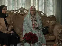 خلاصه داستان قسمت ۱۴ سریال غریبه از شبکه ۳ سیما 