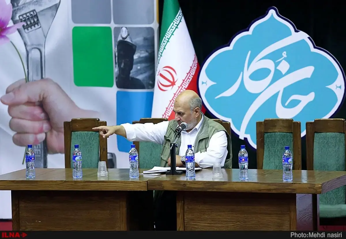 تبعیض در تعطیلیها/چرا کارگران بخش خصوصی و صنایع از تعطیلات آلودگی هوا و سرما برخوردار نیستند؟