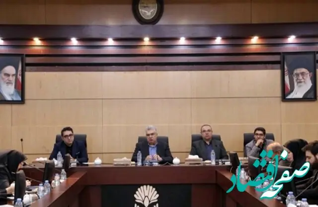 ارز حاصل از خام‌فروشی در تولید سرمایه‌گذاری شود/ احیای دفتر مطالعات کالا