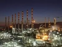عملکرد درخشان شبندر در سال ۱۴۰۴؛ بازدهی ۹۲٫۵ درصدی پالایش نفت بندرعباس و استقبال گسترده از سوی سرمایه‌گذاران حقیقی و حقوقی