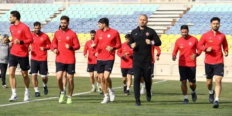 پیام یک مهاجم به مدیران پرسپولیس طوفان به پا کرد