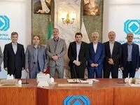 دیدار مدیرعامل و هیئت مدیره شرکت بیمه دی با رئیس کل و هیئت عامل بیمه مرکزی ج.ا.ا