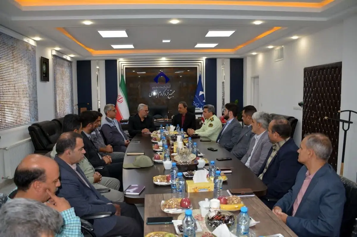 نشست فرماندار با مدیران مجتمع فروکروم جغتای مطرح شد:تاکید بر رفع چالش‌های انرژی، و کارگری برای دستیابی به توسعه پایدار