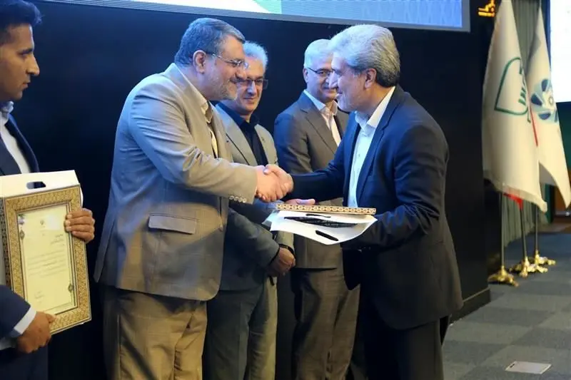 مدیر کیفیت فراگیر ذوب‌آهن اصفهان، مدیر کیفیت نمونه استان شد
