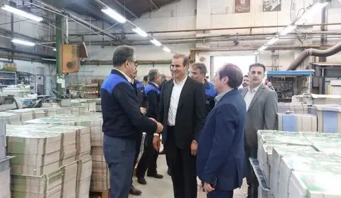بازدید عضو هیئت مدیره گروه توسعه ملی از خطوط تولید پاکسان