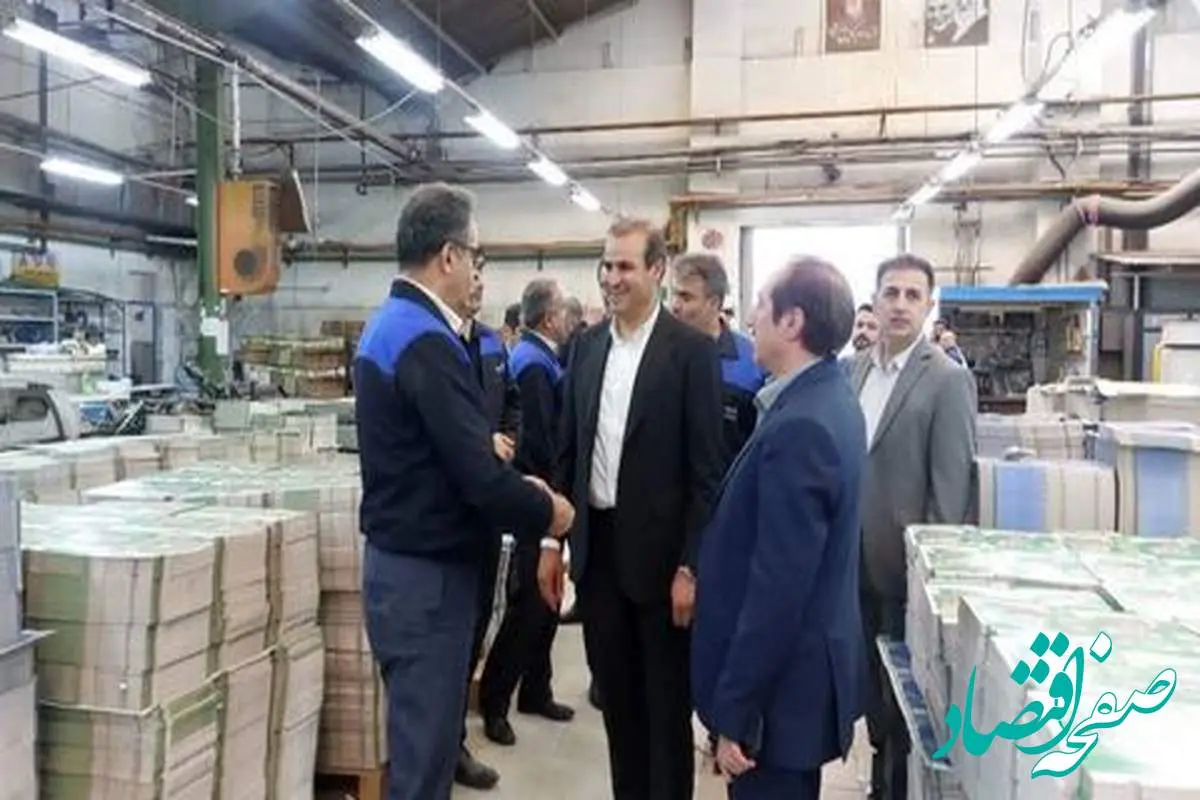 بازدید عضو هیئت مدیره گروه توسعه ملی از خطوط تولید پاکسان