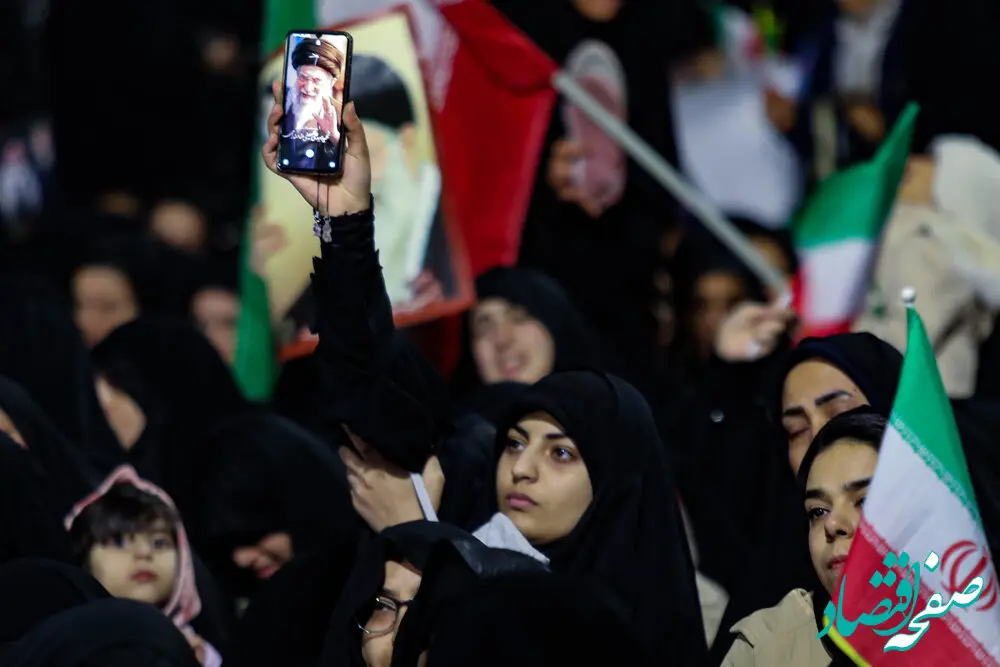 شجاعت مردم ایران در برابر قدرت‌های جهانی: شهادت پیامی است که خونش از هر سلاحی قوی‌تر است