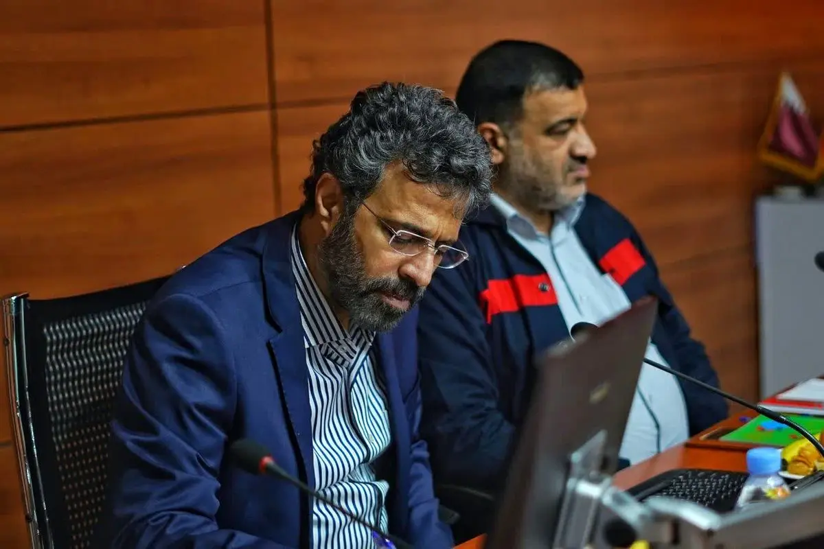 نشست مدیران شرکت فولاد اکسین خوزستان
