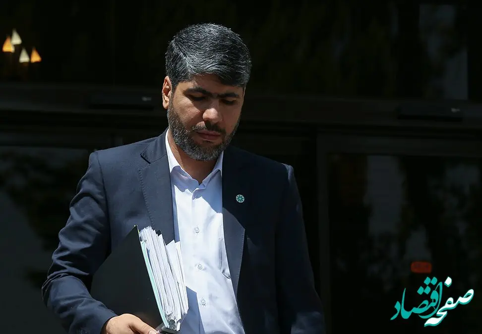 این ۸ مدیر ارشد دولت رئیسی باید برکنار شوند | دولت قانون را دور زده است؟