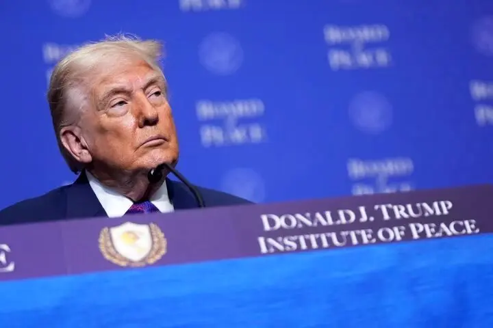 نقشه ترامپ برای فرار از پاسخگویی در جنگ اختیاری برملا شد