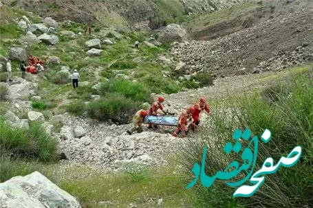 سقوط وحشناک خودرو دنا به دره‌ای در جاده چالوس + تعداد فوت شدگان 