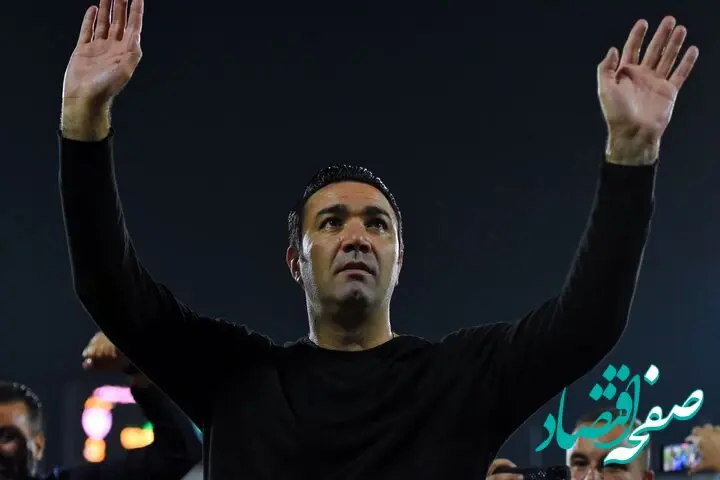 حمله جنجالی  جواد در نشست خبری ؛ نکونام همه را شست و پهن کرد ! / از این به بعد اگر دوربین صداوسیما باشد صحبت نمی‌کنم / اگر VAR نبود دوباره حریف ۳ امتیاز می گرفت 