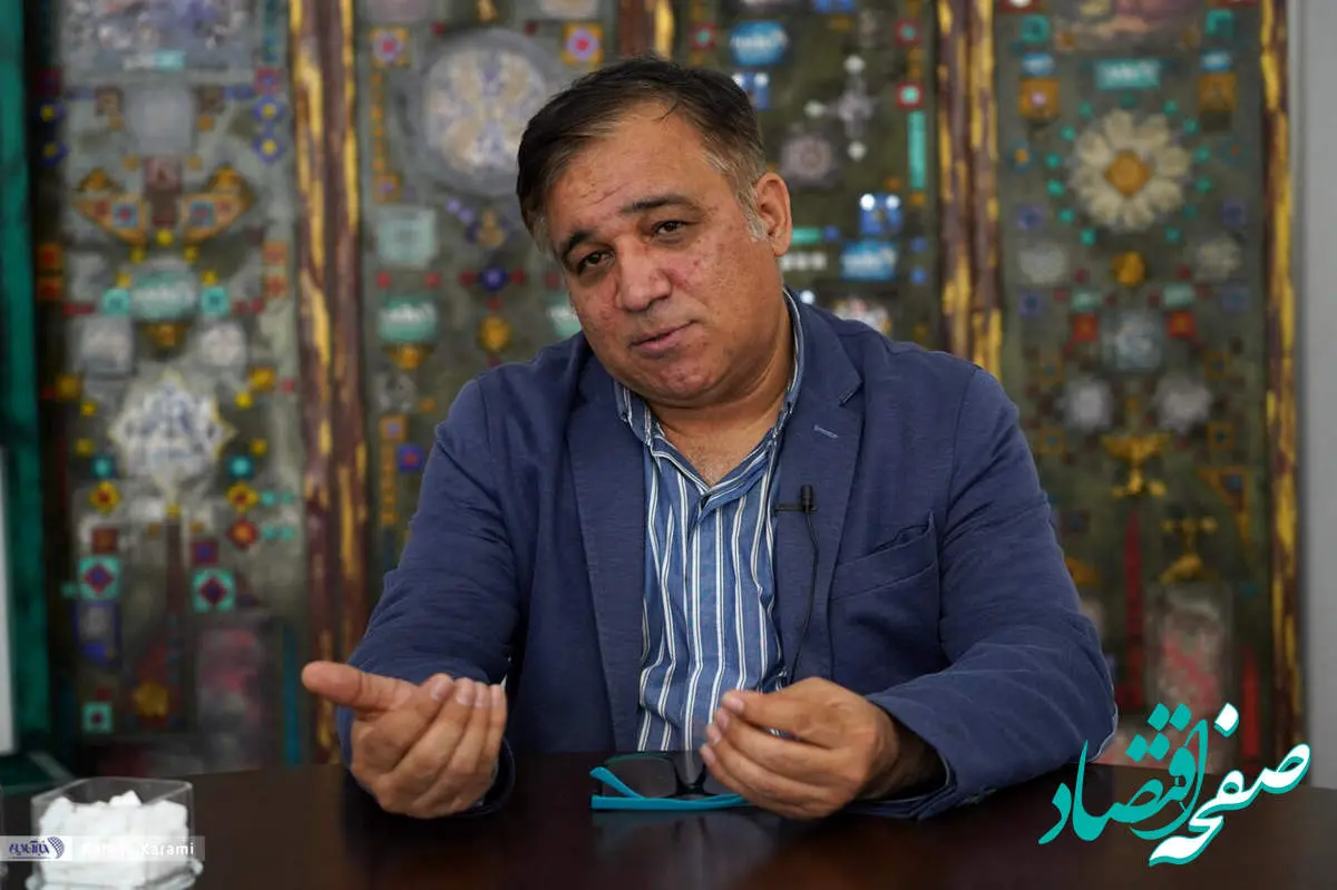 تمدید قرارداد ستارهها؛ نقلوانتقالات استقلال با نگاه به فصل آینده | تاجرنیا: بوژوویچ تحت حمایت کامل استقلال؛ هر تغییری فقط با نظر سرمربی | آخرین مصاحبه علی تاجرنیا