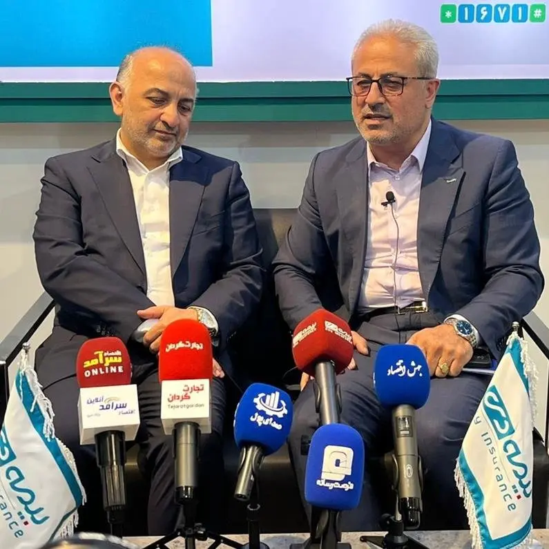 در نشست مدیران عامل بیمه دی و سینامطرح شد؛ تاکید مدیرعامل بیمه دی بر هم‌افزایی مدیران صنعت بیمه/ نمایشگاه‌ها زمینه ساز تصمیم‌گیری‌های مهم در صنعت بیمه هستند