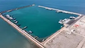 جزئیات اصابت دو پرتابه به بندر سیریک از سوی دشمن؛ فعالیت بنادر شرق هرمزگان ادامه دارد