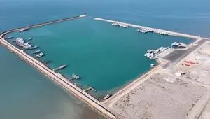 جزئیات اصابت دو پرتابه به بندر سیریک از سوی دشمن؛ فعالیت بنادر شرق هرمزگان ادامه دارد