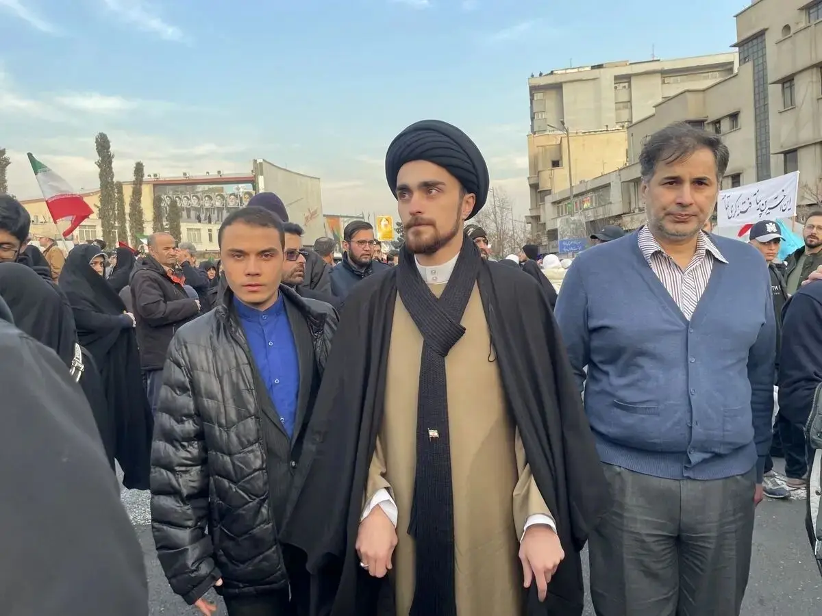واکنش تند سید احمد خمینی: من هم معترضم!