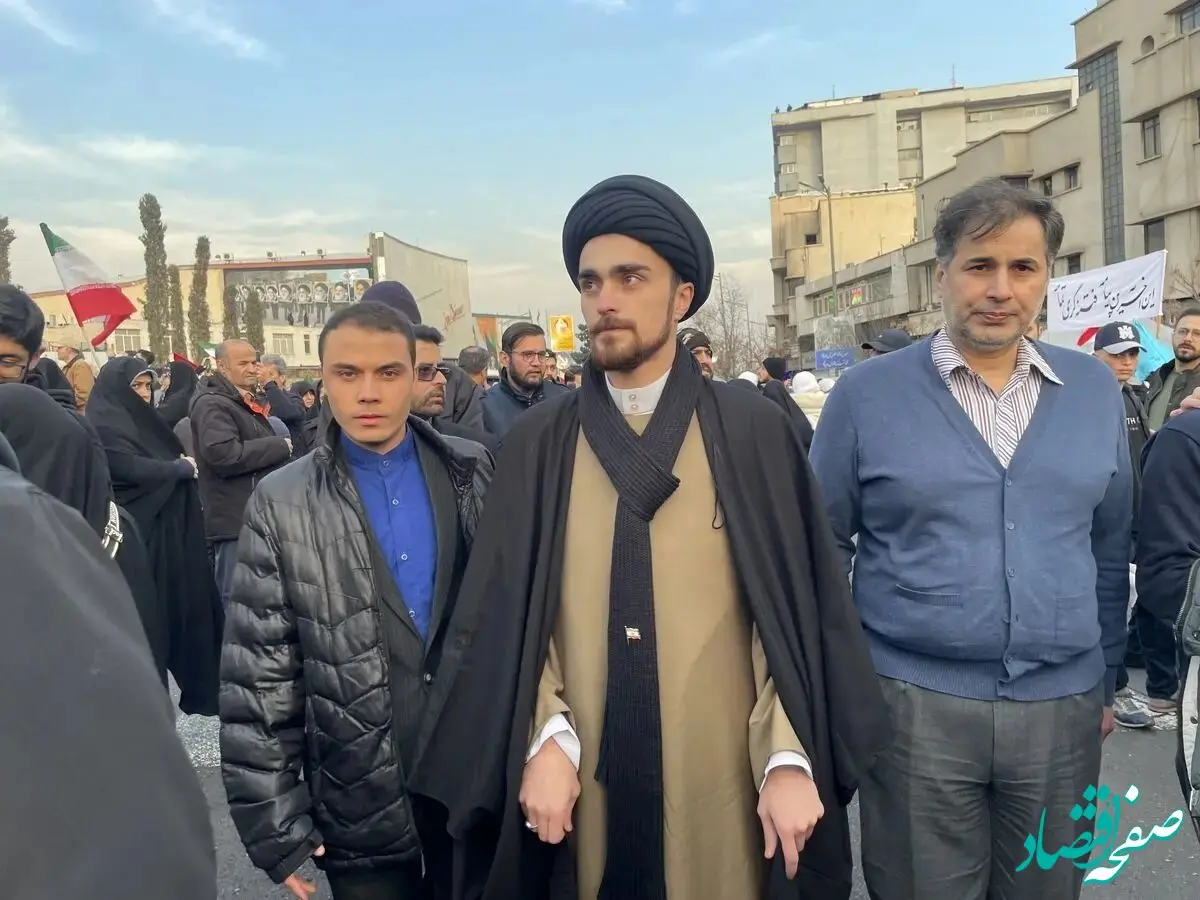 واکنش تند سید احمد خمینی: من هم معترضم!