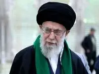 تصویری متفاوت از دوران جوانی رهبر انقلاب سوار بر قایق 