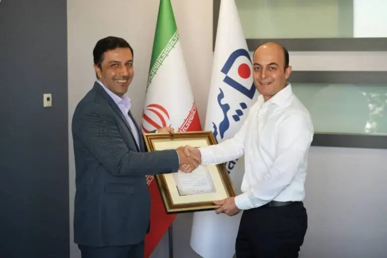 همراهی مرکز نوآوری و شتابدهی پلنت با بیمه سامان در کسب صلاحیت دانش‌بنیان نوآور