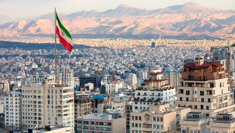 هشدار نایب‌رئیس اتحادیه مشاوران املاک تهران: پنجره فرصت خرید مسکن کوتاه است | رشد ۵۰ درصدی قیمت‌ها در برخی مناطق