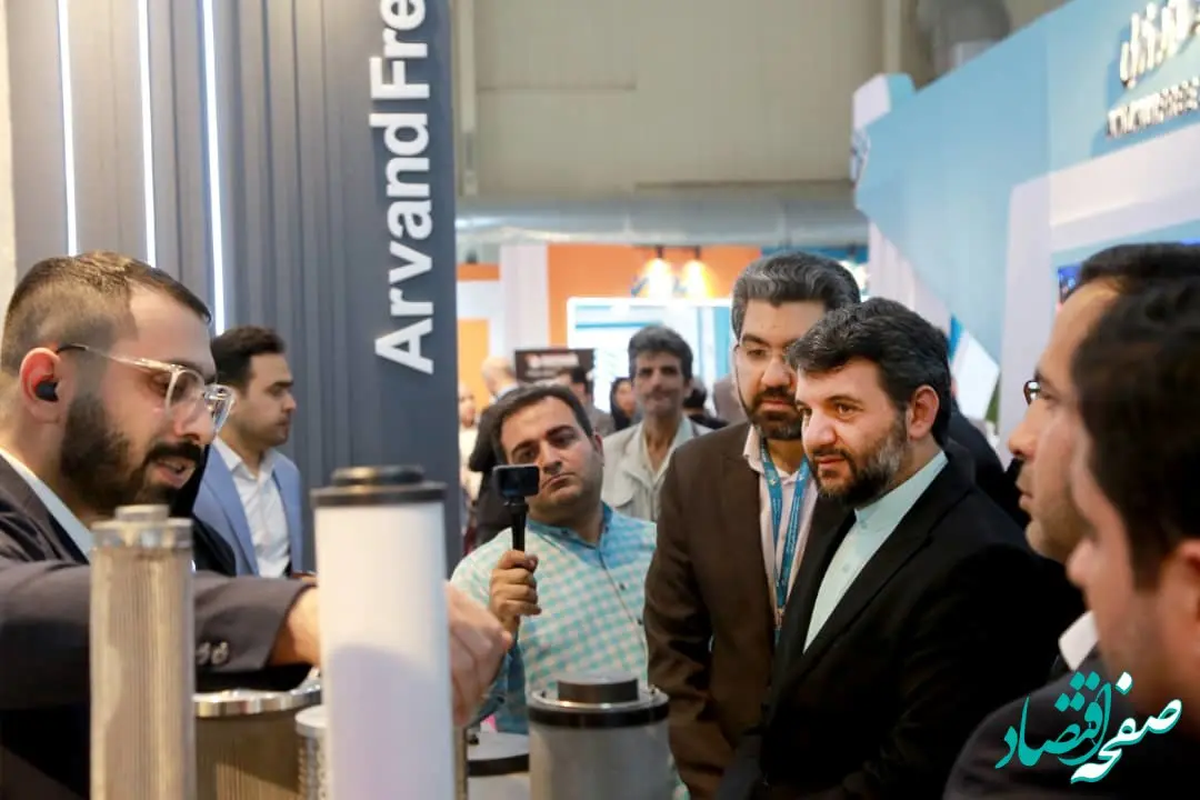بازدید دبیر شورای‌ عالی مناطق آزاد کشور ازغرفه منطقه آزاد اروند در نمایشگاه ایران اکسپو ۲۰۲۴