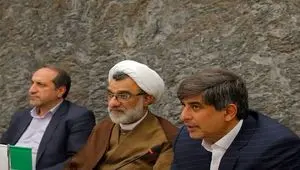 حکمرانان به صنعت فولاد توجه و قیمت انرژی این صنعت را کاهش دهند