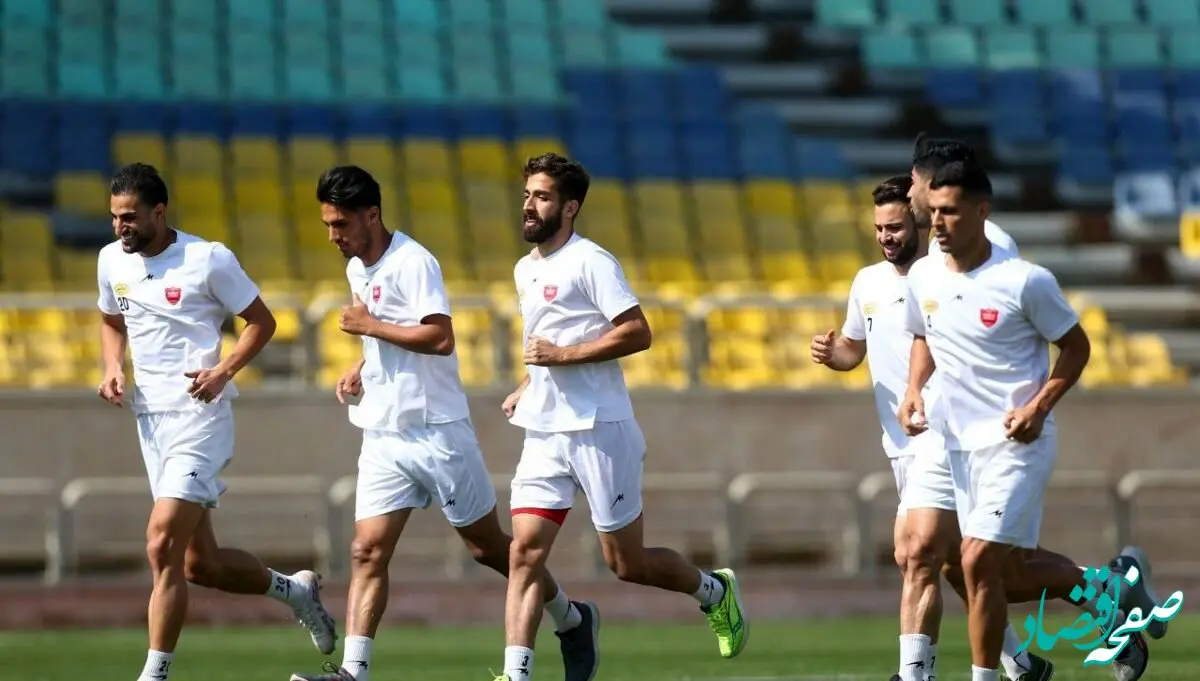 اردوی ویژه پسران ارتش سرخ برای تقابل با استقلال 