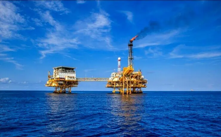 ایران در غبار تحریم، قطار هوش مصنوعی نفت را از دست داد؟