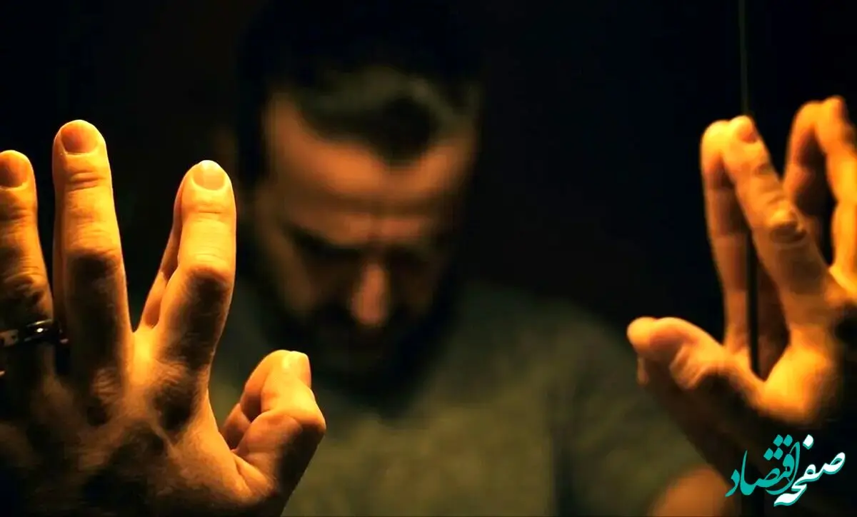 یک زن شوهر دار با مرد غریبه در خانه تنها بود که شوهرش از راه رسیدو..