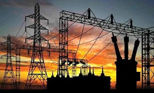 رکوردشکنی ماندگار در صنعت برق ایران؛ واحد گازی نیروگاه نکا در ۹۹ روز به مدار پیوست