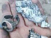 تصویری از انگشتر متلاشی شده  سید حسن نصرالله در محل ترور
