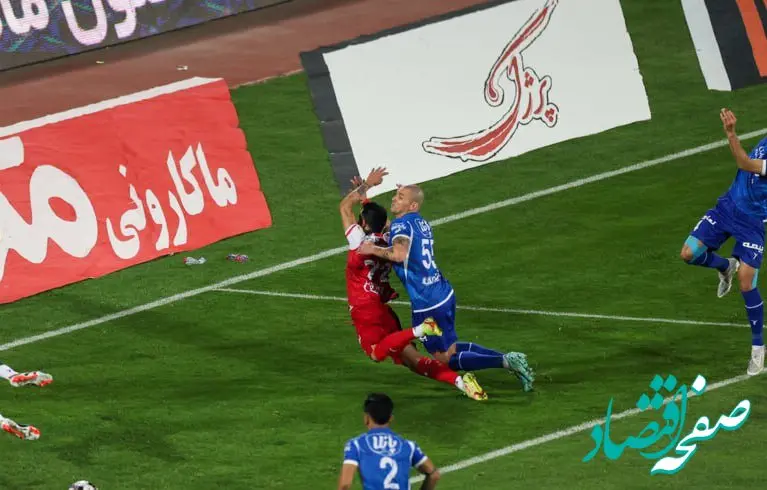 کارشناسی صحنه مشکوک به پنالتی پرسپولیس