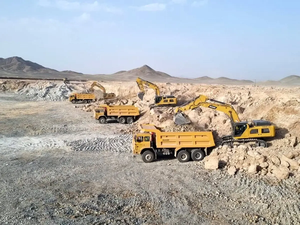 ویدئو: فعالیت شبانه‌روزی معدن‌کار باختر در معدن مس جانجا؛ ۱۲ میلیون تن باطله‌برداری تاکنون