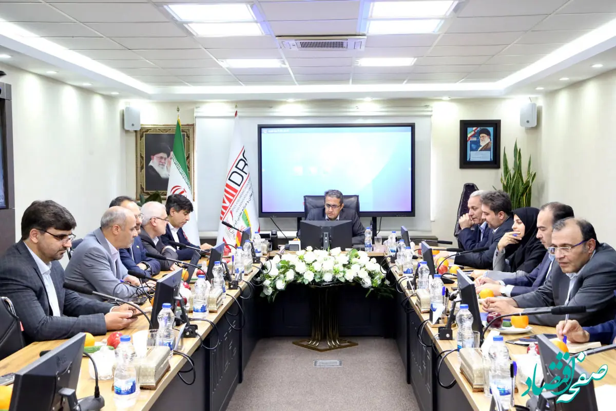 آقاجانلو: ضرورت تعیین نقطه بهینه تولید در فولاد مبارکه/ زرندی: سرمایه گذاری در اکتشاف؛ اولویت امسال فولاد مبارکه است