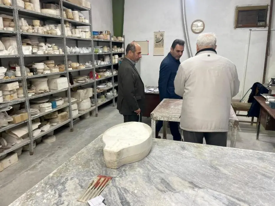 احیای واحد تولیدی چینی خزر با تسهیلات بانک صنعت و معدن در استان گیلان