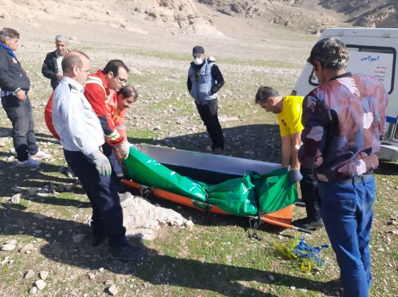 کشف پیکر دو غرق شده در سد بوطاهری هندیجان پس از عملیات نفس‌گیر امدادگران هلال‌احمر