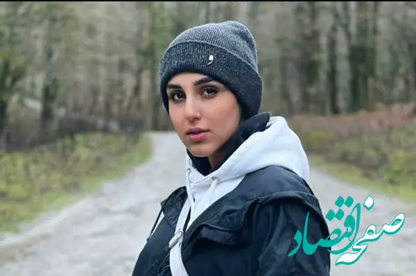 عکسی از نگار نیکدل در پشت صحنه زخم کاری