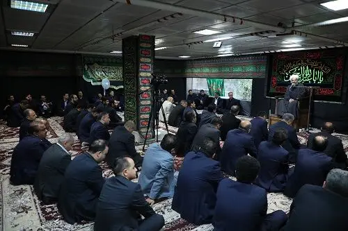 برگزاری آیین سوگواری اباعبدالله الحسین(ع) در بانک سینا