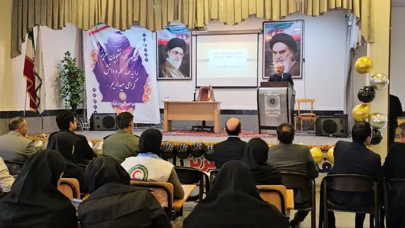 تلفیق صنعت و دانشگاه& توسعه منطقه آزاد ماکو را رقم می‌زند