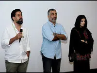 پژمان جمشیدی در شب تولدش با مردم به تماشای «بی‌مادر» نشست
