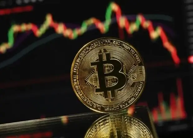 پیش بینی قیمت بیت کوین فردا چهارشنبه ۱۷ تیر ۱۴۰۵ | آیا بیت‌کوین از مقاومت ۶۴ هزار دلاری عبور می‌کند؟