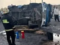 برخورد مینی‌بوس حامل کارگران با سواری در آران و بیدگل/۶ نفر مصدوم شدند