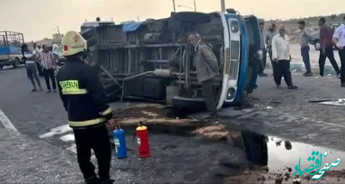 برخورد مینی‌بوس حامل کارگران با سواری در آران و بیدگل/۶ نفر مصدوم شدند