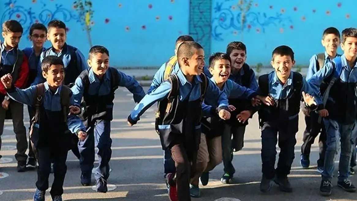 مدارس و ادارات تهران فردا چهارشنبه ۱۸ مهر ماه ۱۴۰۳ تعطیل نیست
