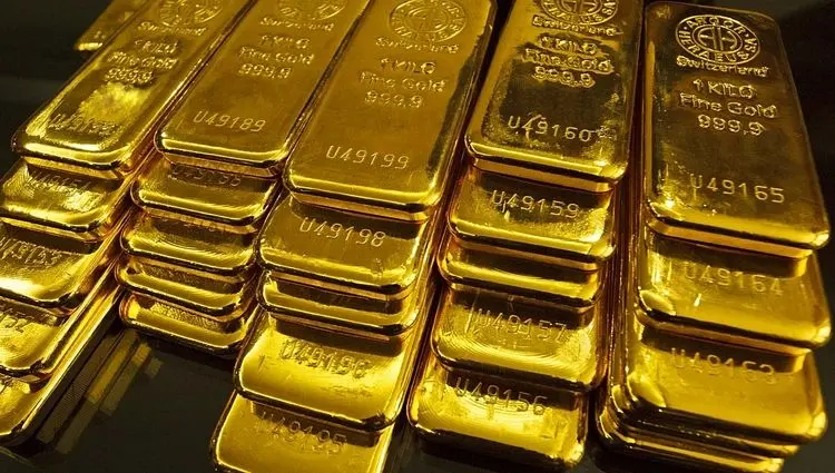 چرا طلا همزمان با افزایش تورم سقوط می‌کند؟