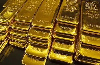 چرا طلا همزمان با افزایش تورم سقوط می‌کند؟