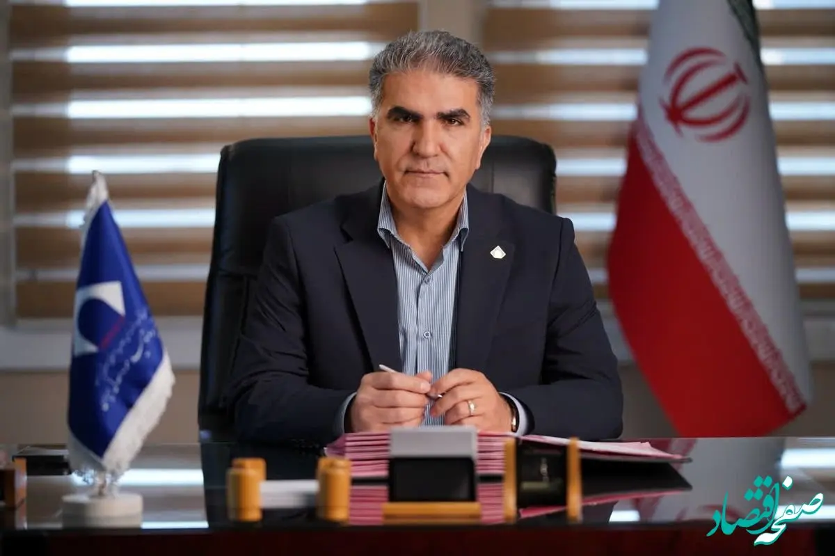 نقش کارگران در تحقق شعار «سرمایه‌گذاری برای تولید» انکار ناپذیر است/ کارگران، ستون‌های استوار تولید و تحقق اقتصاد بدون نفت هستند