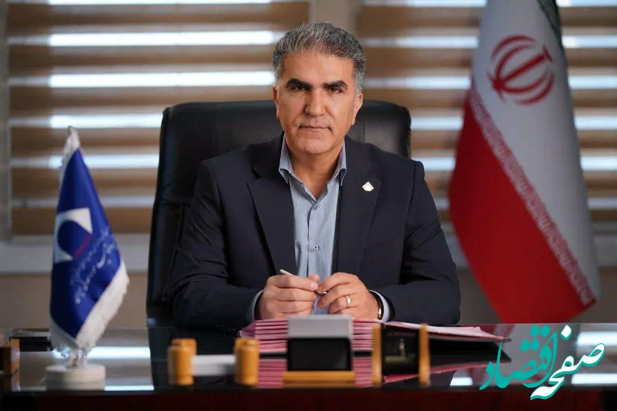 نقش کارگران در تحقق شعار «سرمایهگذاری برای تولید» انکار ناپذیر است/ کارگران، ستونهای استوار تولید و تحقق اقتصاد بدون نفت هستند