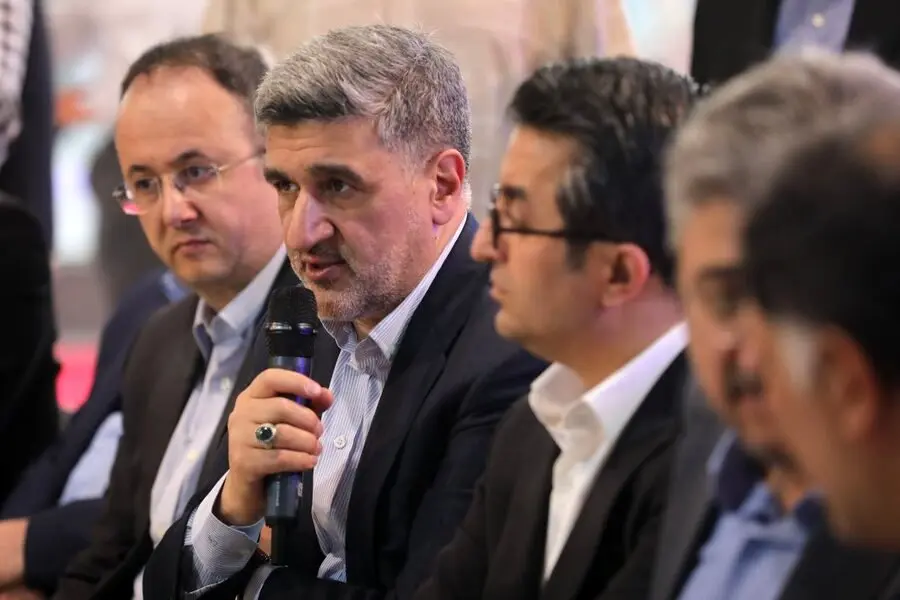 خریدوفروش مداوم سهامداران نشانه بازگشت اقبال به بازار سهام است/ در صورت اعتماد به بازار سهام، نیازی به کاهش و افزایش دامنه نوسان نیست/ صندوقهای بورسی به صورت مداوم رصد میشوند